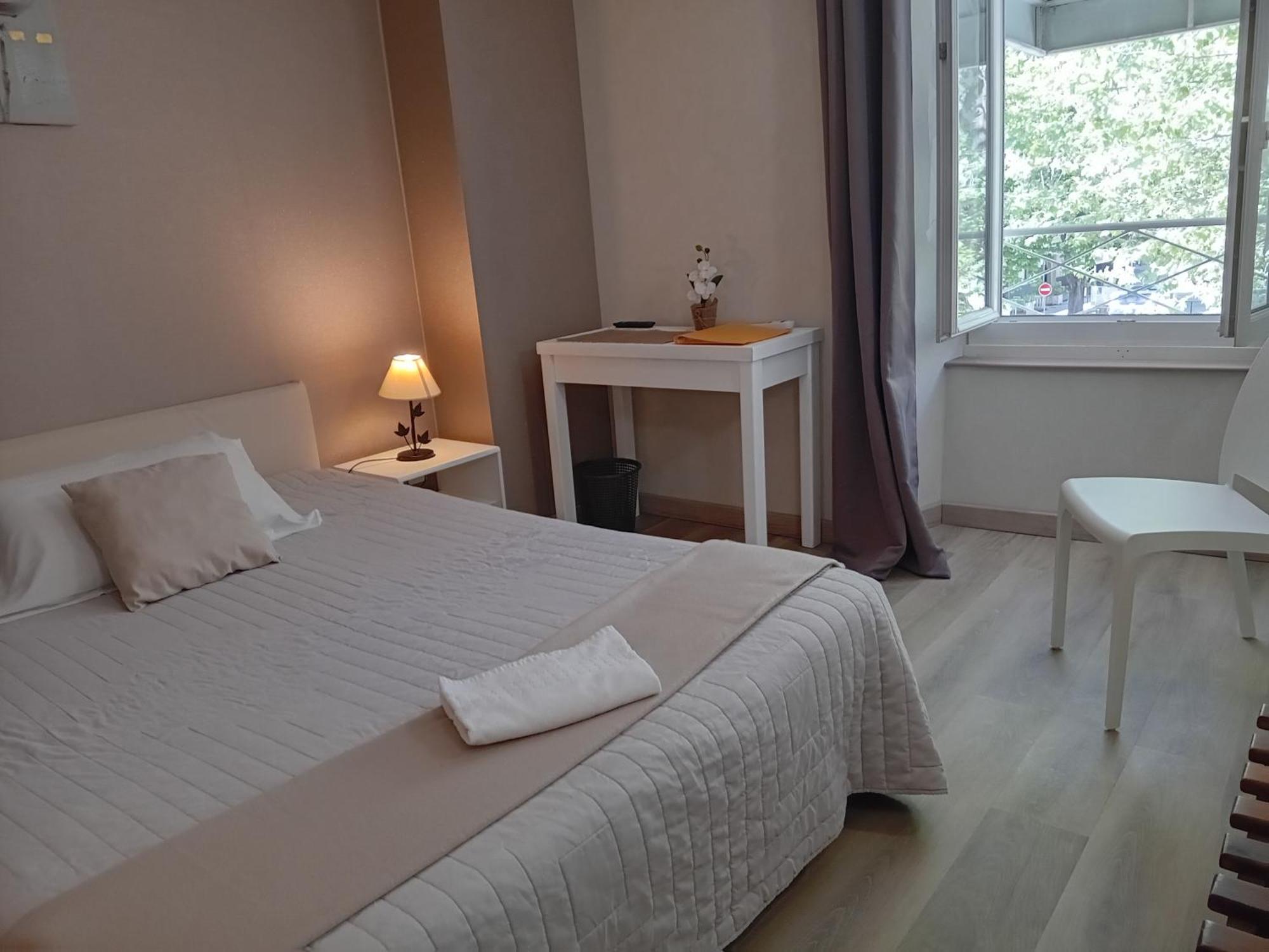 Hotel La Gravenne Thueyts Cameră foto