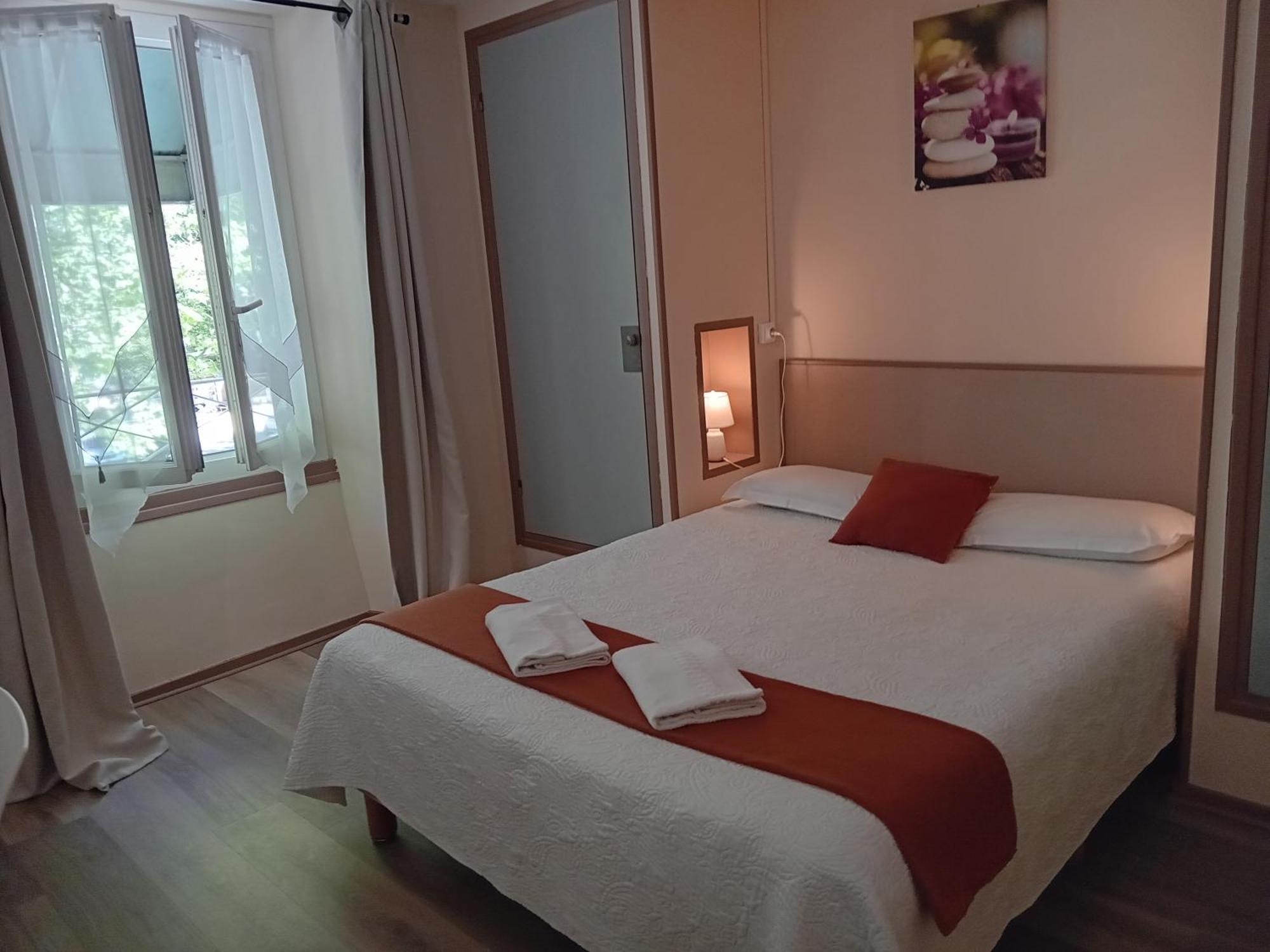 Hotel La Gravenne Thueyts Cameră foto
